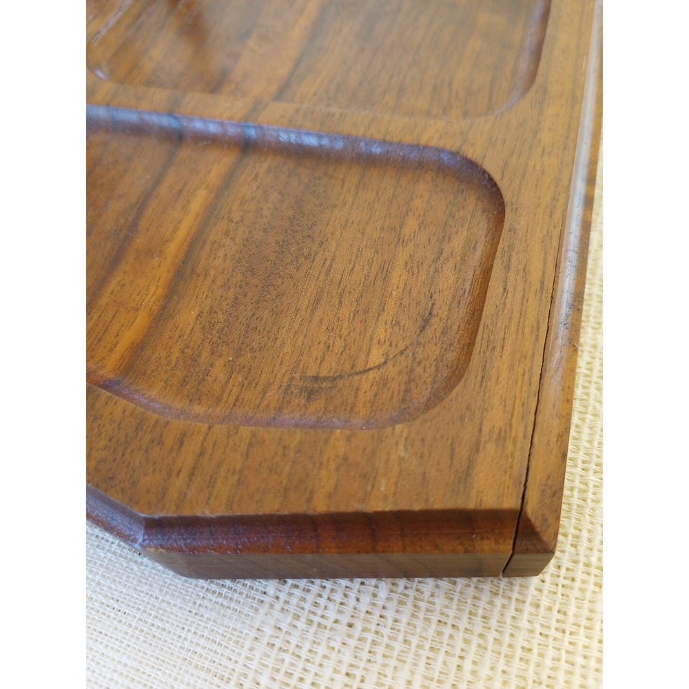 VTG American Walnut Bureau Top Valet 3 Shallow Resting Spots/4 Pegs 9" Long USA - Picture 5 of 14